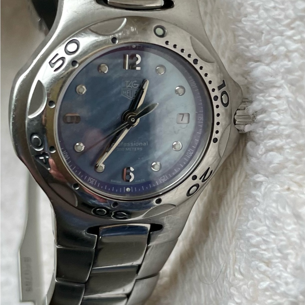 Authentic Women’s Tag Heuer watch. Excellent condition 25mm face